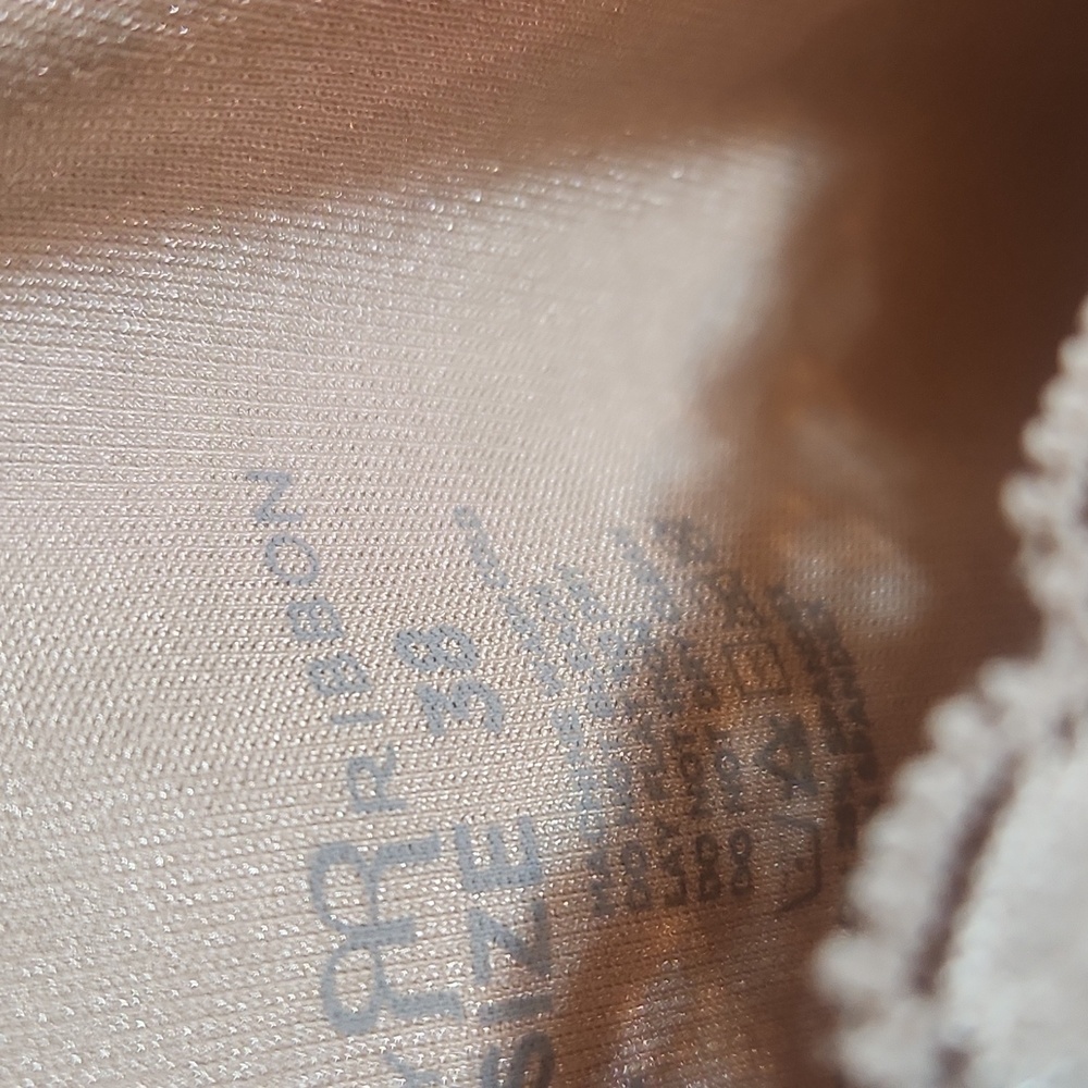 Ruby Ribbon Lumina Lace Size 38 - image 4